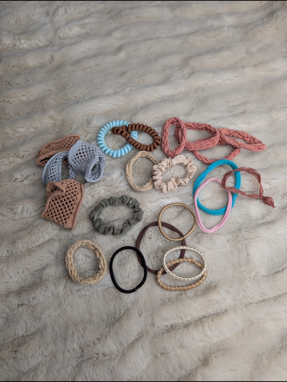 Assorted Women's Hair Ties and Scrunchies - Mixed Colors